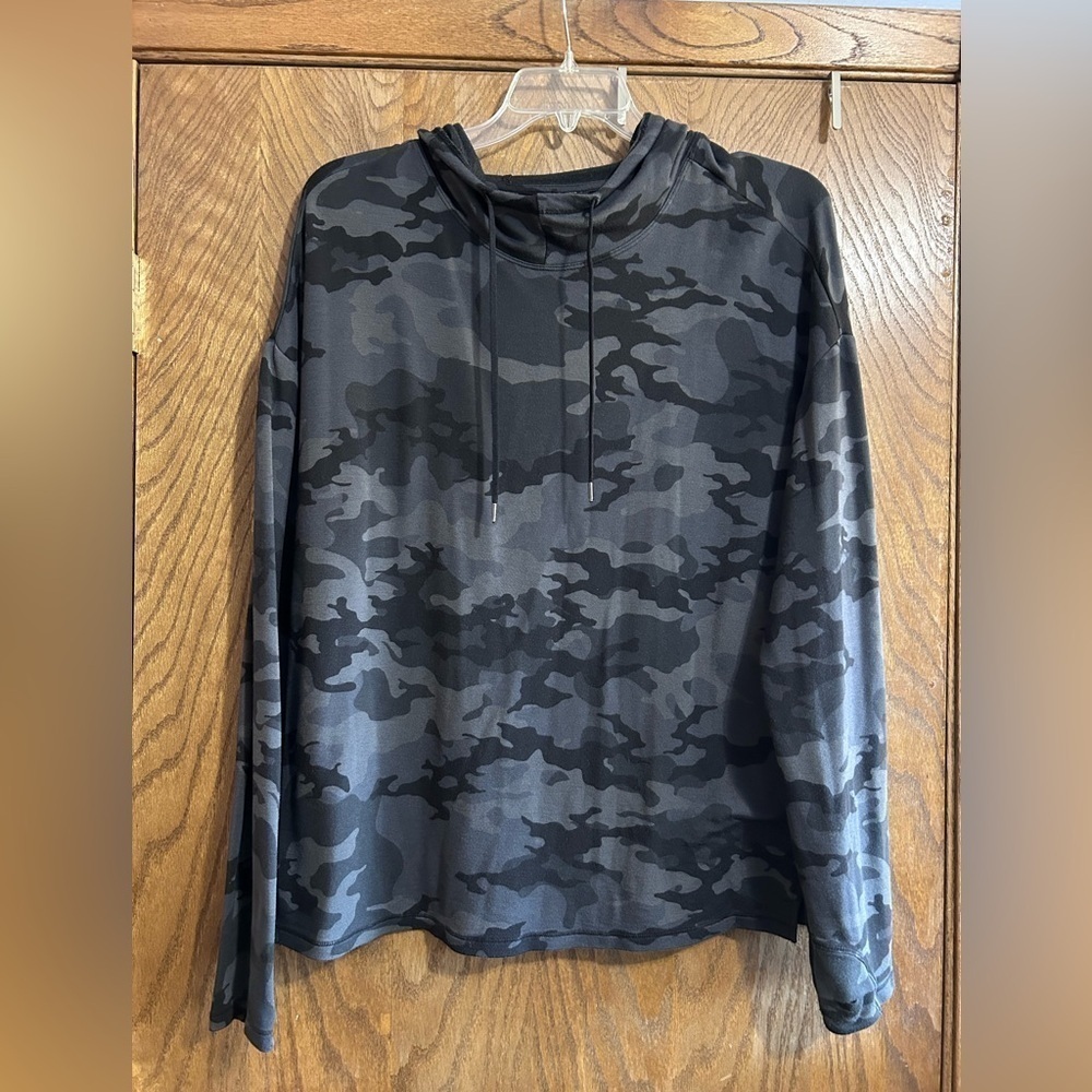 Athletic Works Xxxl (22) Gray Camo Hoodie — image 3 of 8